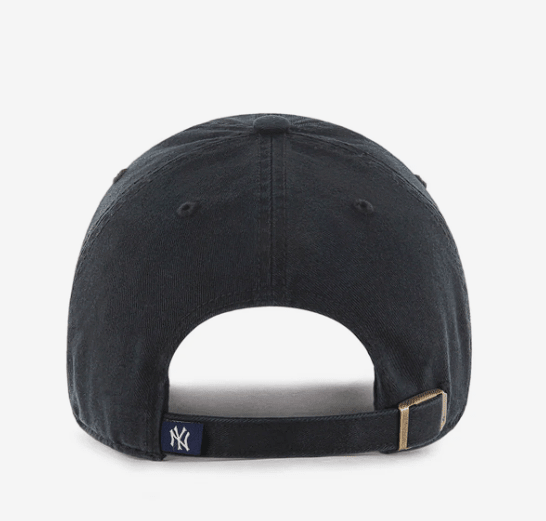 47 Brand New York Yankees Clean Up Adjustable Cap Black / White OS 053838491007 Rebound Footwear