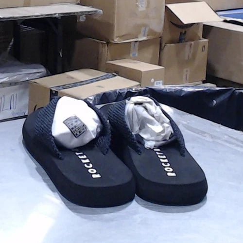 Rocket Dog Adios Webbing Black 7 M 5054211305619 Rebound Footwear